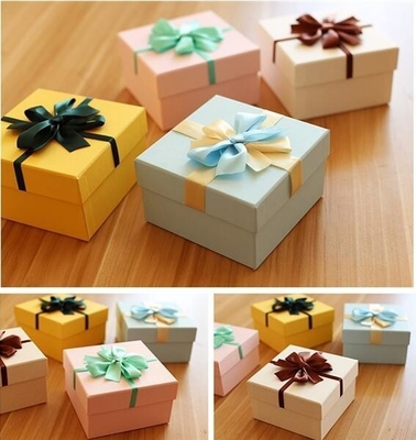 Cajas de papel de lujo de papel de la taza del vacío de la caja fuerte de la taza de té del nuevo diseño de Crownwin con el paquete del bagease del folleto y de la impresión 4C