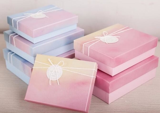 MANCHE ULTRAVIOLETA, EL FOILING DEL COLOR, GRABADO EN RELIEVE, DEBOSSED, LAMINACIÓN BRILLANTE, EL FOILING DE ORO, PRENSA DE LA LETRA, CARTULINA, CAJA DE REGALO DE LA PROMOCIÓN