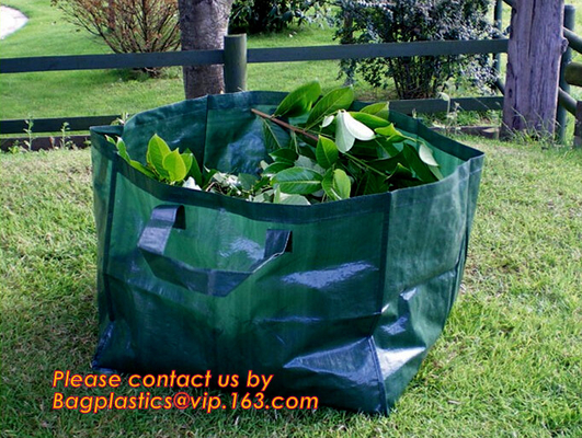 Estallido de la basura encima del saco inútil que cultiva un huerto del bolso del colector de la hoja del jardín